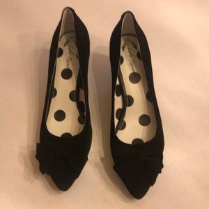 Lola Ramona Size 40 black dress pumps